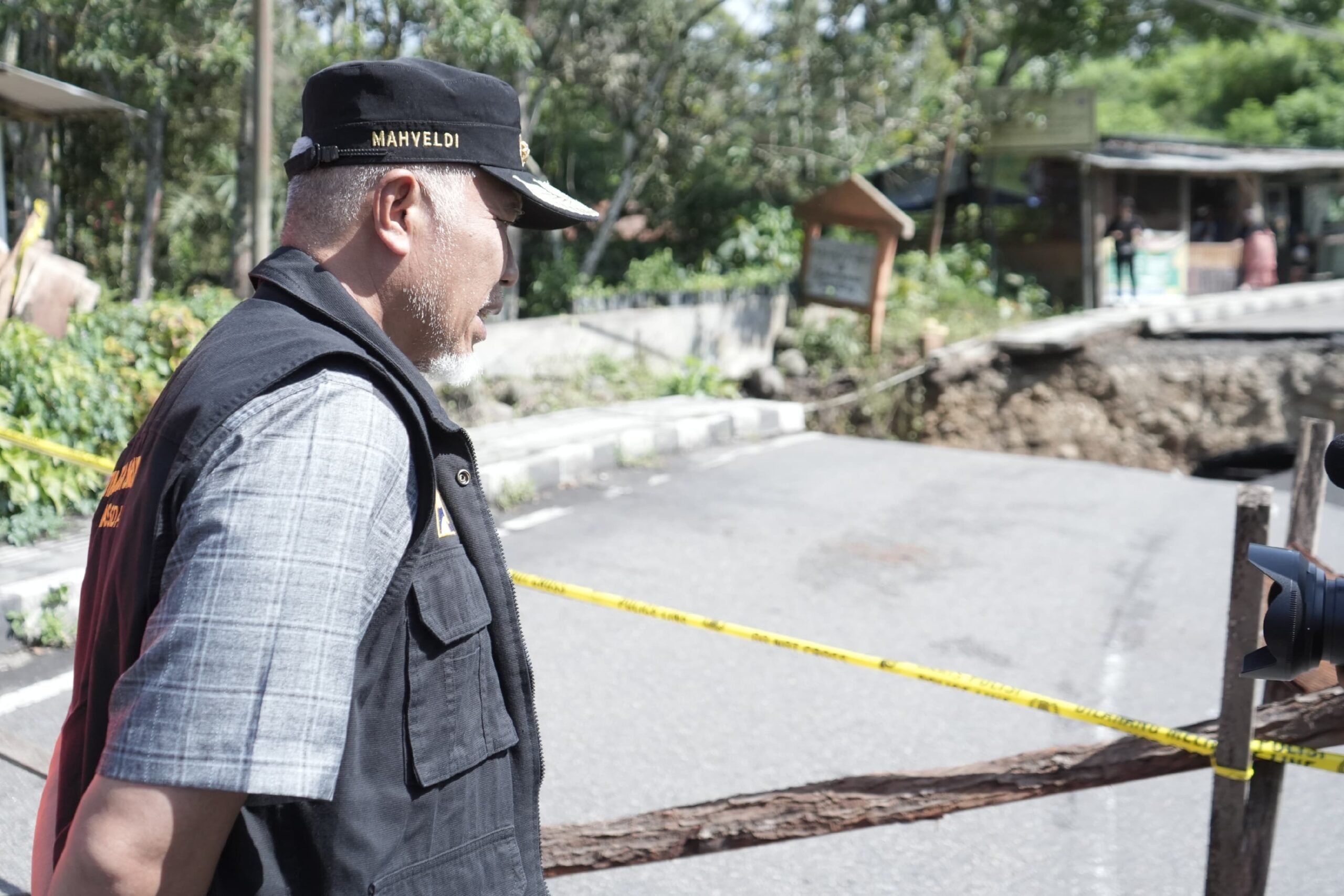 Gubernur Mahyeldi Hilir Mudik Meninjau Lokasi Terdampak Bencana Di