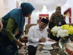 Gubernur Mahyeldi Pertama Didata Registrasi Sosial Ekonomi 2022