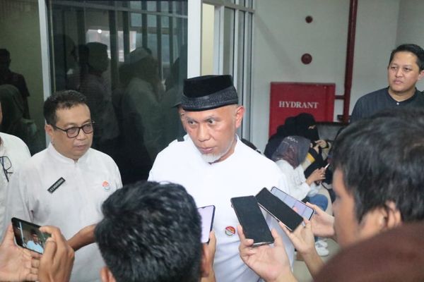 Klarifikasi gubernur Sumbar, Mahyeldi Ansharullah