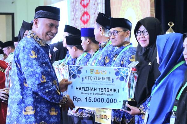 Kafilah Sumatera Barat Juara Umum MTQ ke-VI Korpri Nasional 2022