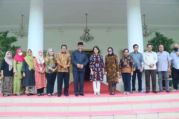 Gubernur Mahyeldi Dukung Crash Program Imunisasi Polio di Sumbar