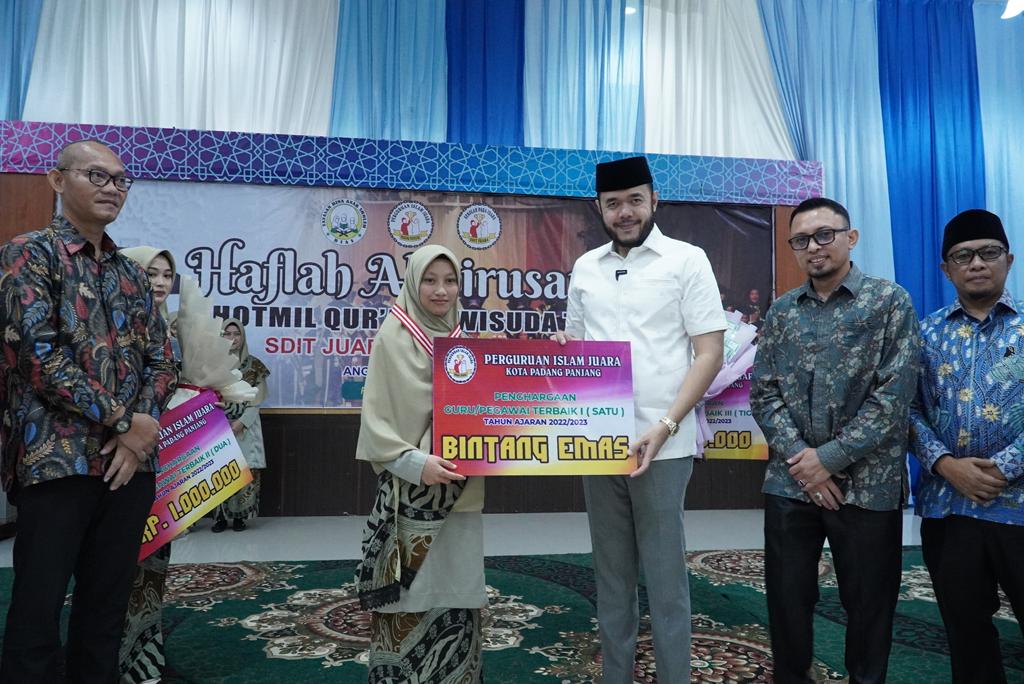 Dihadiri Wako Fadly Amran, SDIT Juara Gelar Haflah Akhirussanah Angkatan VII