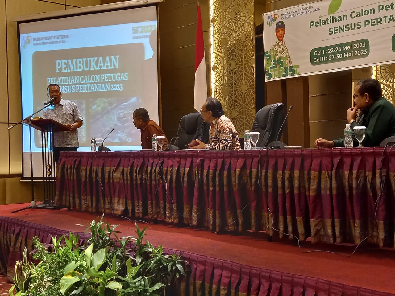 Bupati Pesisir Selatan Hadiri Pelatihan Sensus Pertanian 2023 di Padang