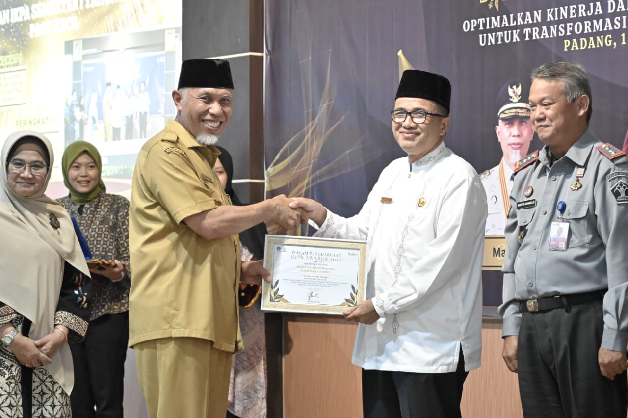 Gubernur Mahyeldi Tekankan Sinergi Program dengan Pusat untuk Percepatan Laju Pembangunan Daerah