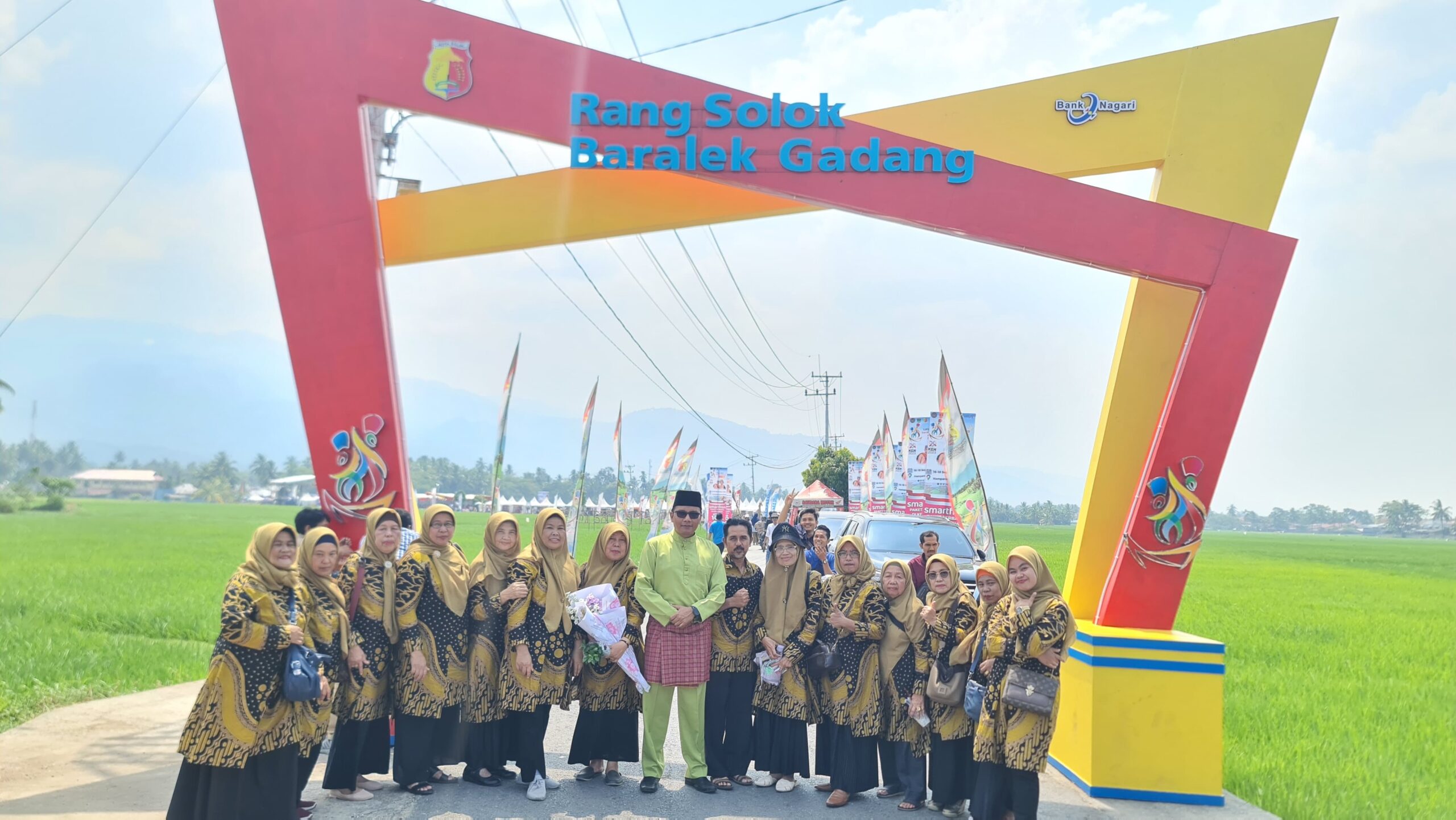 APTH Padang Panjang Ukir Prestasi di Festival Rang Solok Baralek Gadang 2023