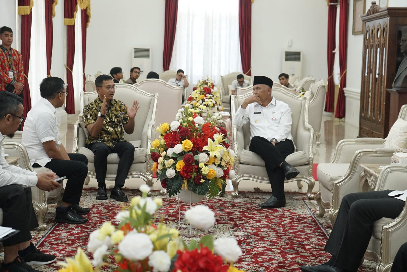 Bupati H. Khairunas Bertemu Gubernur Mahyeldi Bahas Persiapan MTQ Nasional ke-XL Tingkat Provinsi Sumatera Barat