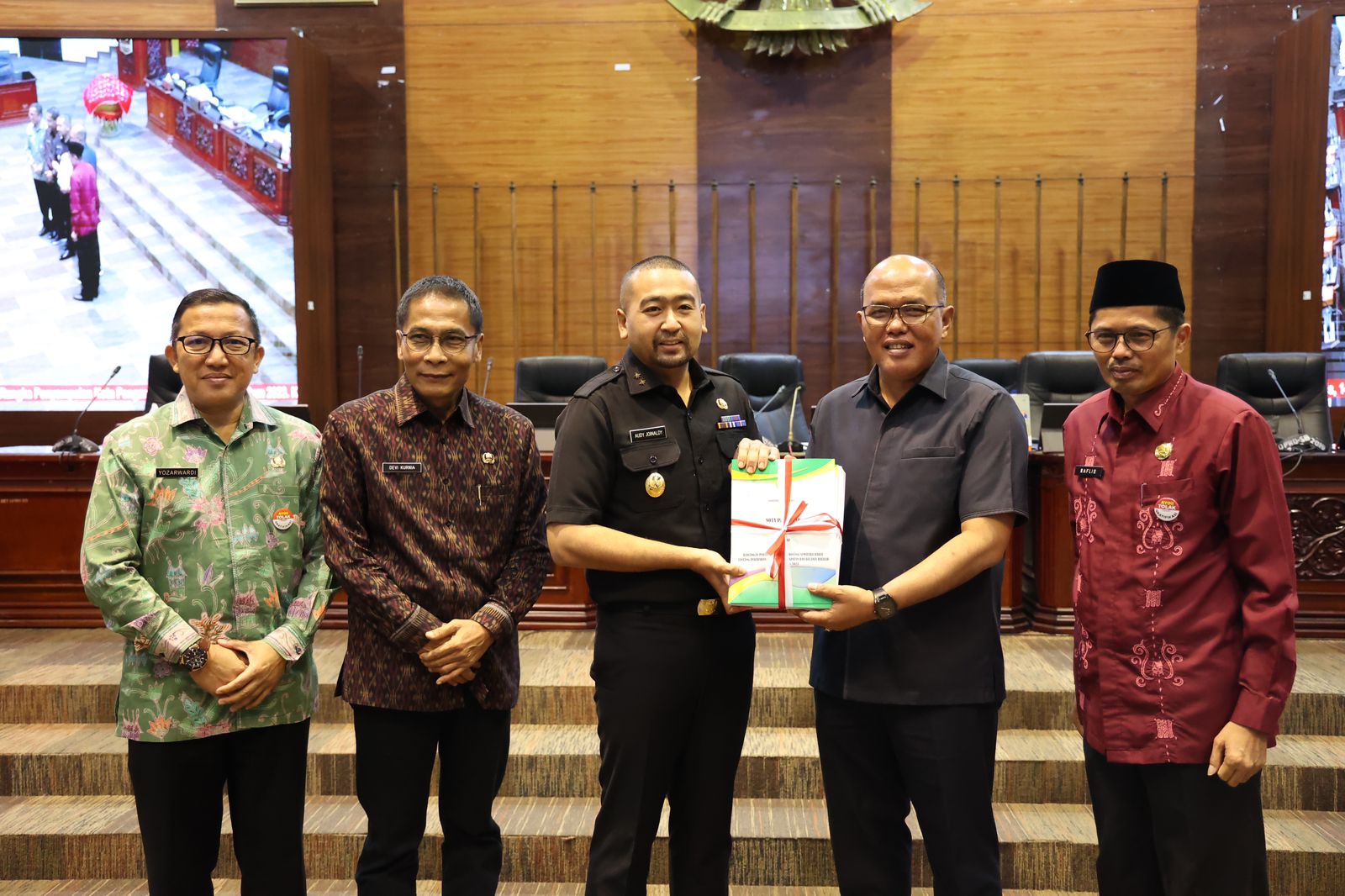 DPRD Sumbar Menggelar Rapat Paripurna Ranperda Perubahan APBD 2023