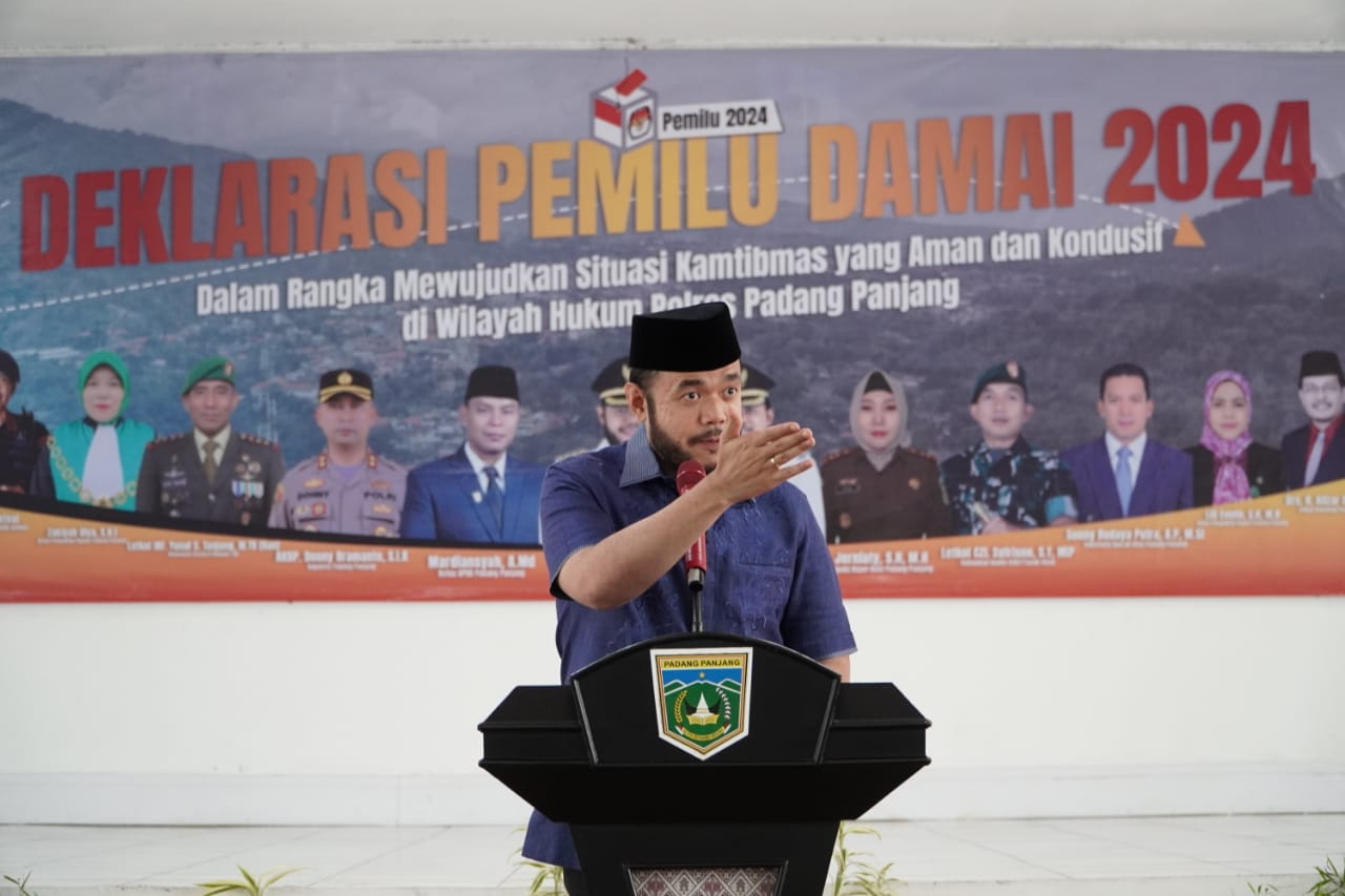 Pemko Padang Panjang, Forkopimda, Parpol, Ormas dan Relawan Gelar Deklarasi Pemilu Damai 