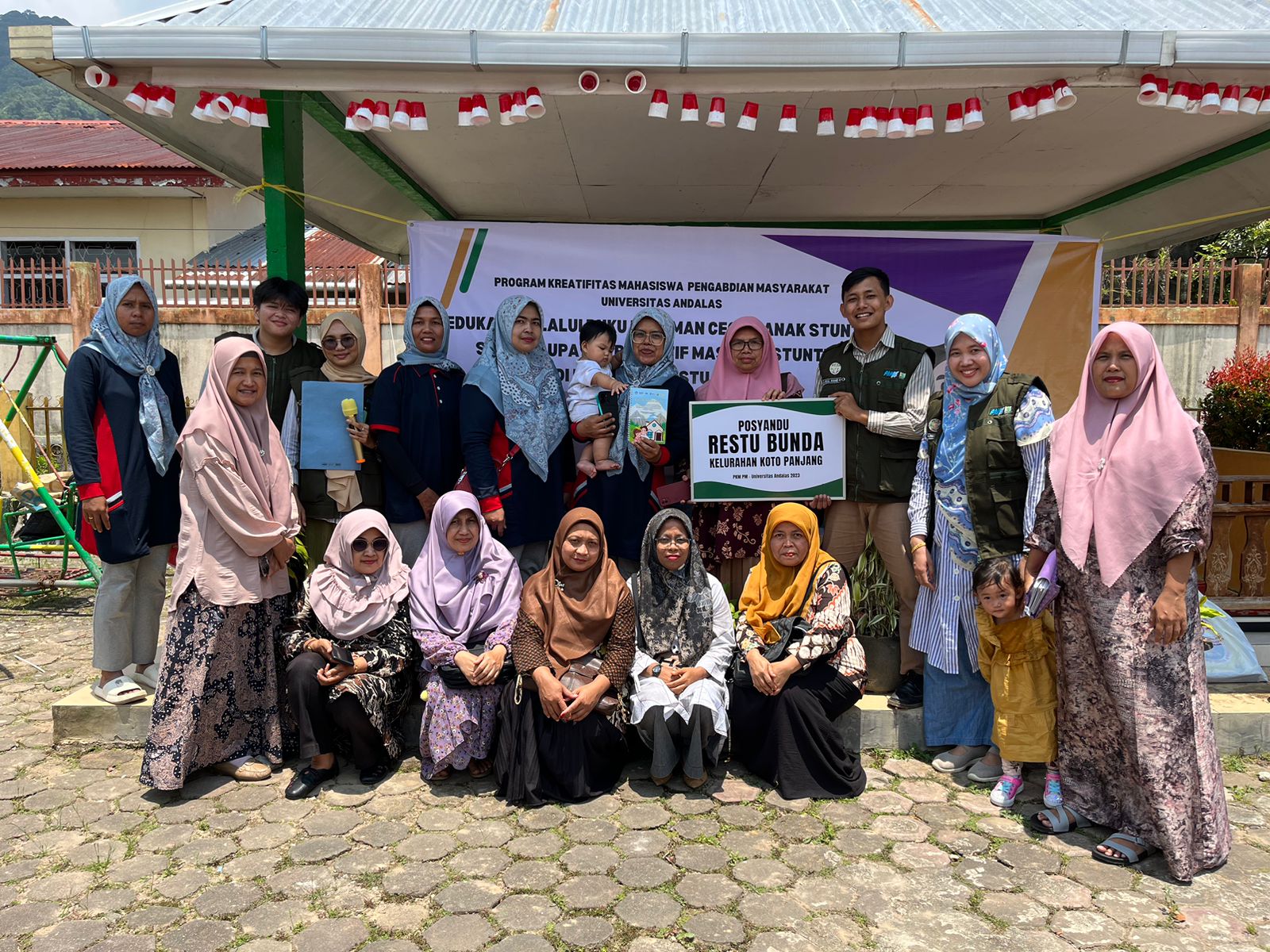 Mahasiswa FKM Unand Luncurkan Buku Cegah Anak Stunting