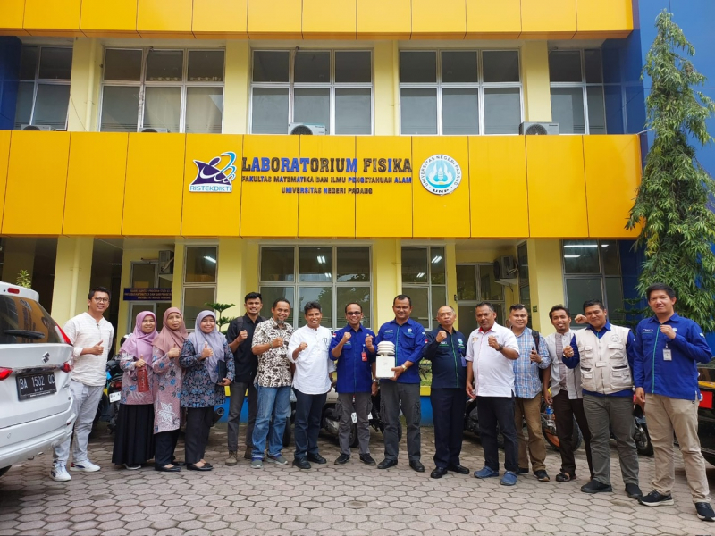 Rombongan BMKGGAW Koto Tabang Kunjungi RCCC dan Jurusan Fisika UNP