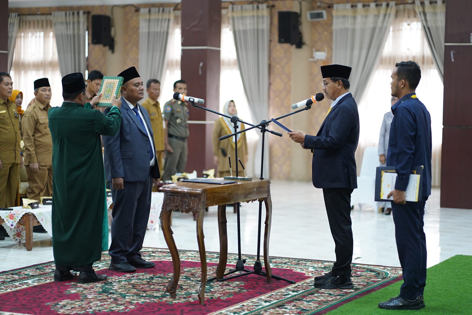 Bupati Solok Selatan Khairunas Lantik Kadis Nakertrans