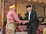 Gubernur Mahyeldi AnsharullahTegaskan Bahwa Peran Penghulu Adat Sangat Penting untuk Mempercepat Kemajuan Nagari