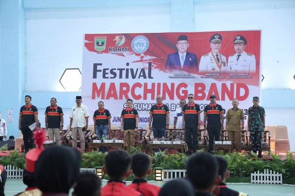 Ketua DPRD Sumbar Supardi Katakan Festival Marching Band Se Sumbar Tumbuhkan Semangat Majukan Daerah