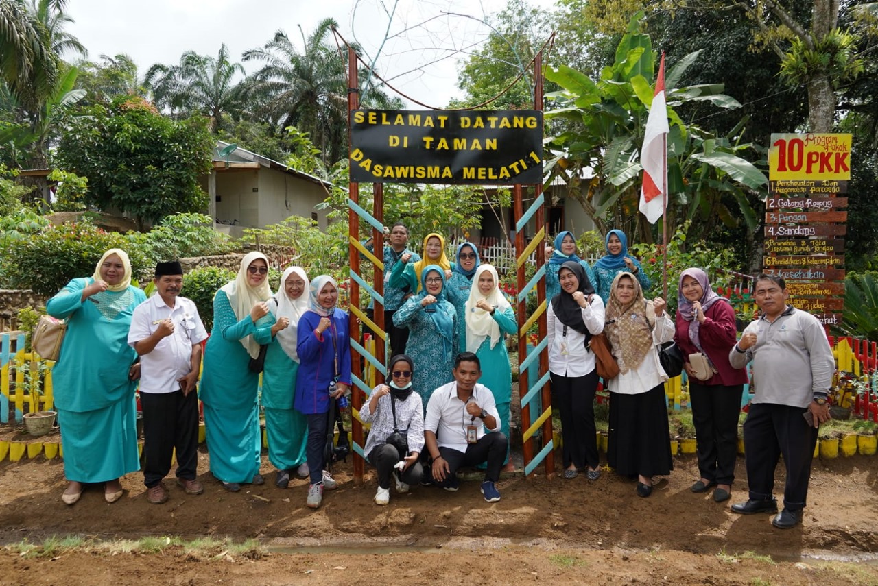 Pemenang Lomba Ketua Dasawisma Berprestasi Jadi Duta Dasawisma Kabupaten