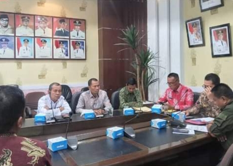 Pemerintah Kabupaten Pesisir Selatan Gelar Rapat Koordinasi Optimalisasi Peran Camat Mensukseskan Pemilu 2024