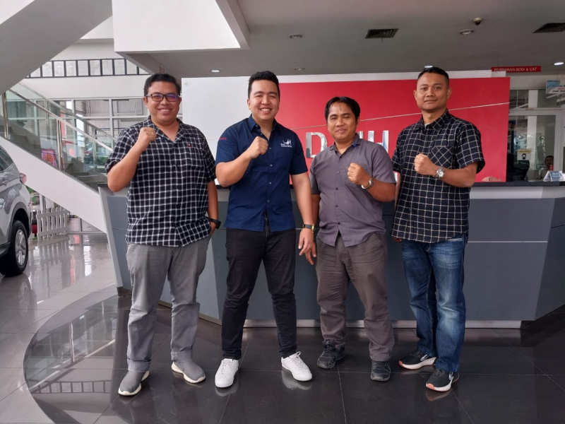 Universitas Negeri Padang Departemen Otomotif Jalin Kerjasama dengan Astra International Daihatsu