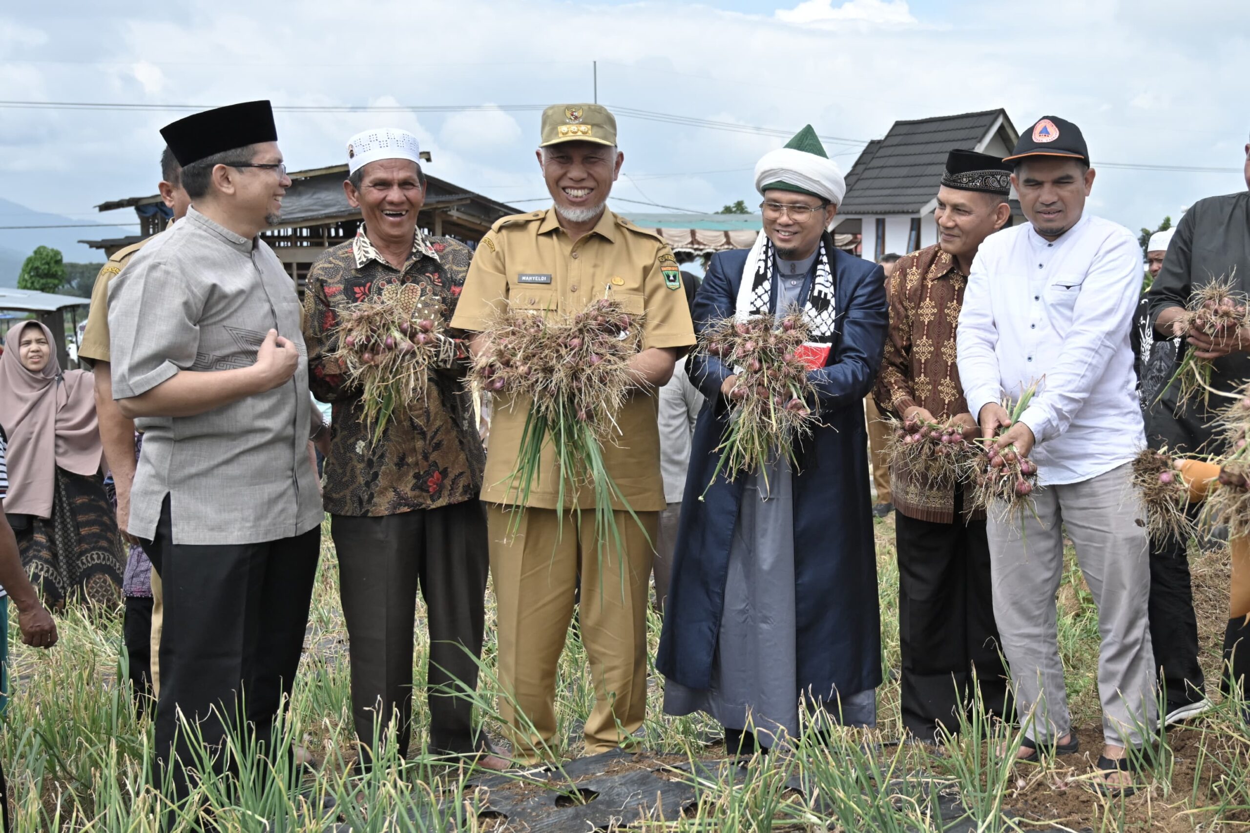 Gubernur Mahyeldi Apresiasi Inovasi Komunitas Moslem Loyalty Rabbani dalam Menjaga Keberlangsungan Dunia Pertanian di Sumbar