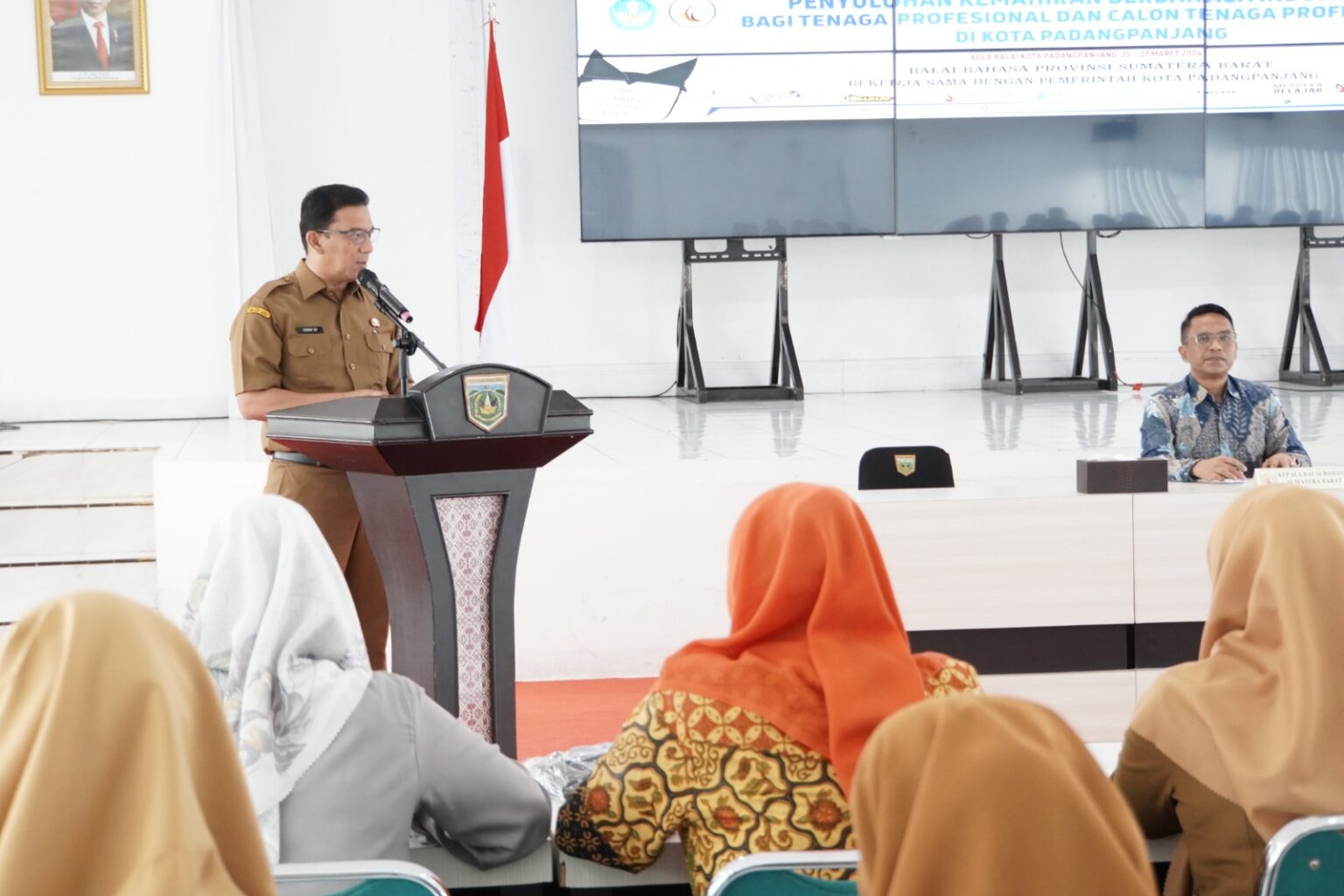 Pj Wako Padang Panjang Ceritakan Pengalaman Menggelitik Saat Buka Penyuluhan Kemahiran Berbahasa Indonesia