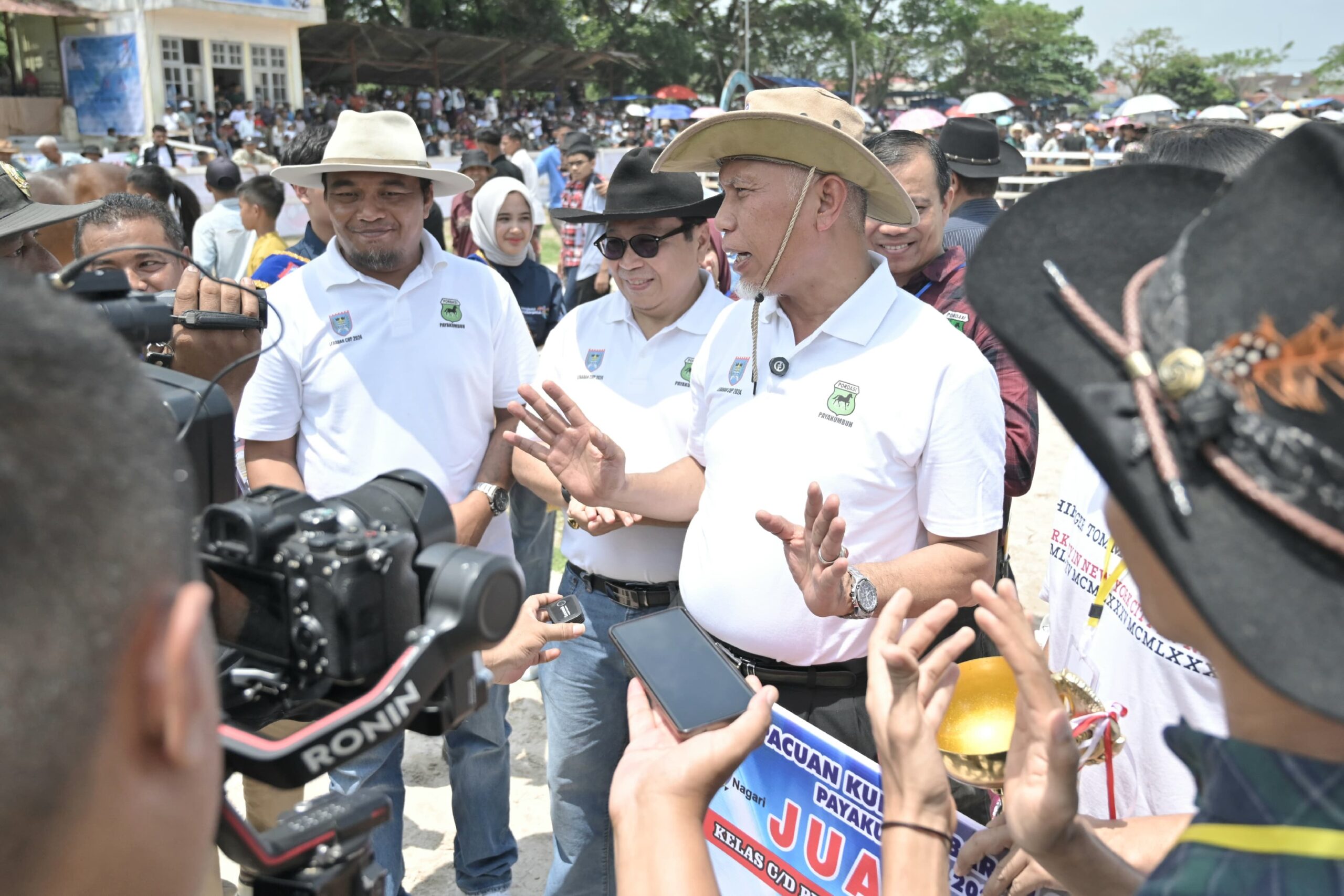 Gubernur Mahyeldi Apresiasi Iven Pacu Kuda Payakumbuh Lebaran Cup 2024