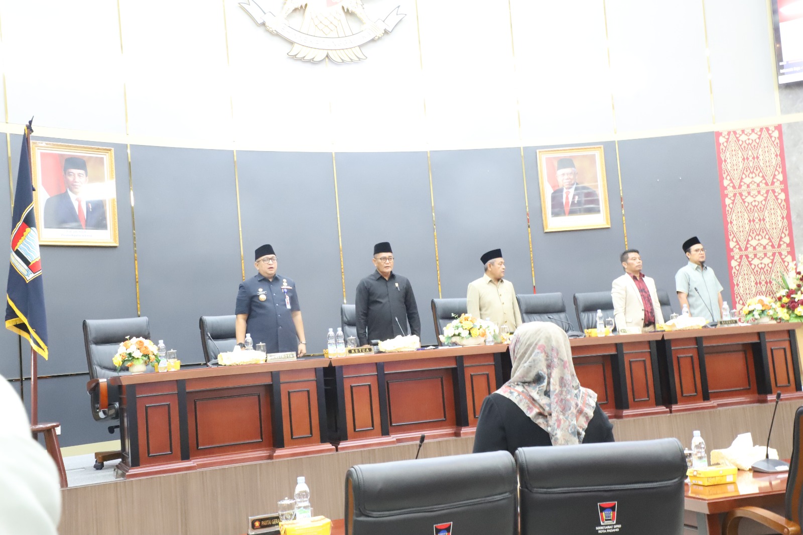 DPRD Kota Padang Gelar Rapat Paripurna, Dua Ranperda Menjadi Peraturan Daerah