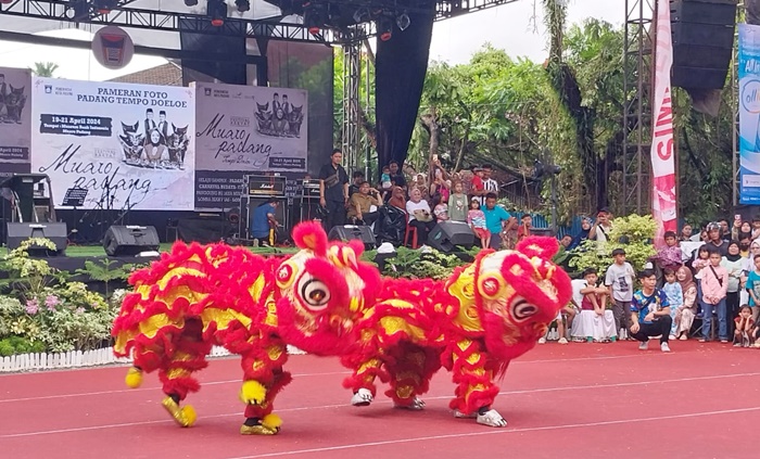 Festival Muaro Padang, Aksi Barongsai HTT meriahkan iven ini