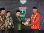 Pemprov Sumbar Raih Juara Umum Anugerah Adinata Syariah 2024