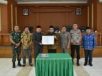 Pj. Wako Jasman Hadiri Rapat Paripurna Pengambilan Keputusan Terhadap Ranperda APBD Kota Payakumbuh