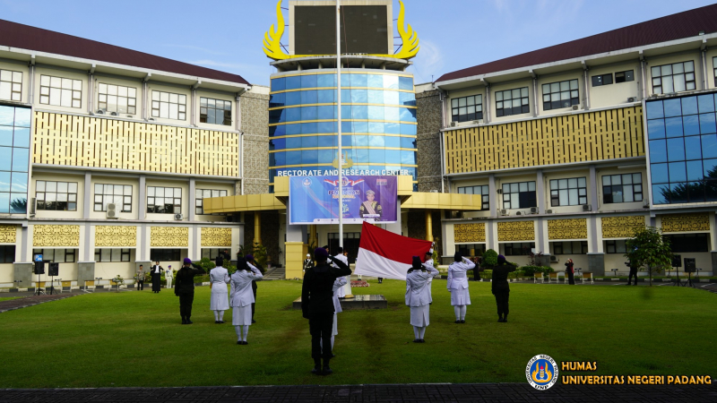 Universitas Negeri Padang Gelar Upacara Peringatan Hari Pendidikan Nasional 2024