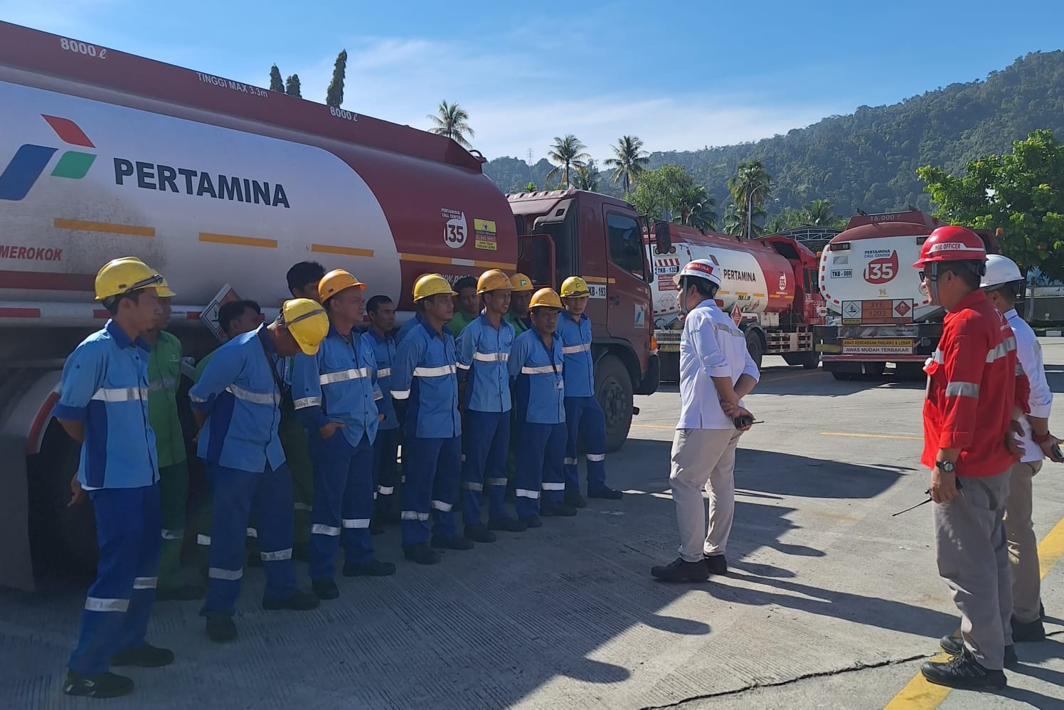 Kemacetan Parah di Jalur Malalak, Pertamina Patra Niaga Alihkan Suplai BBM dan LPG Terminal Bahan Bakar Minyak Teluk Kabung ke TBBM Sei Siak