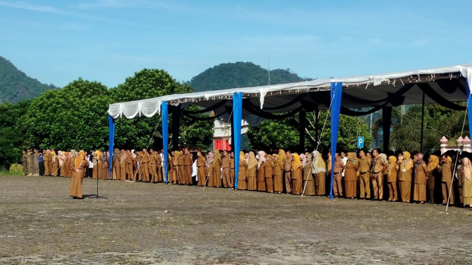 Pemerintah Kabupaten Solok gelar Apel Pagi di Kantor Bupati