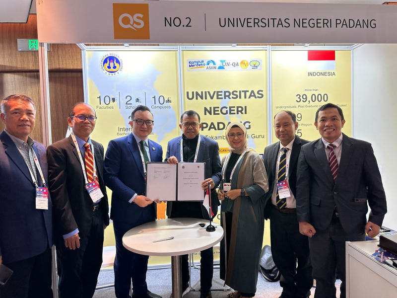 Universitas Negeri Padang Goes International, QS China Summit 2024