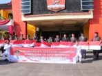 Bupati Agam Andri Warman bagikan Bendera Dukung Gernas 10 Juta Bendera Merah Putih