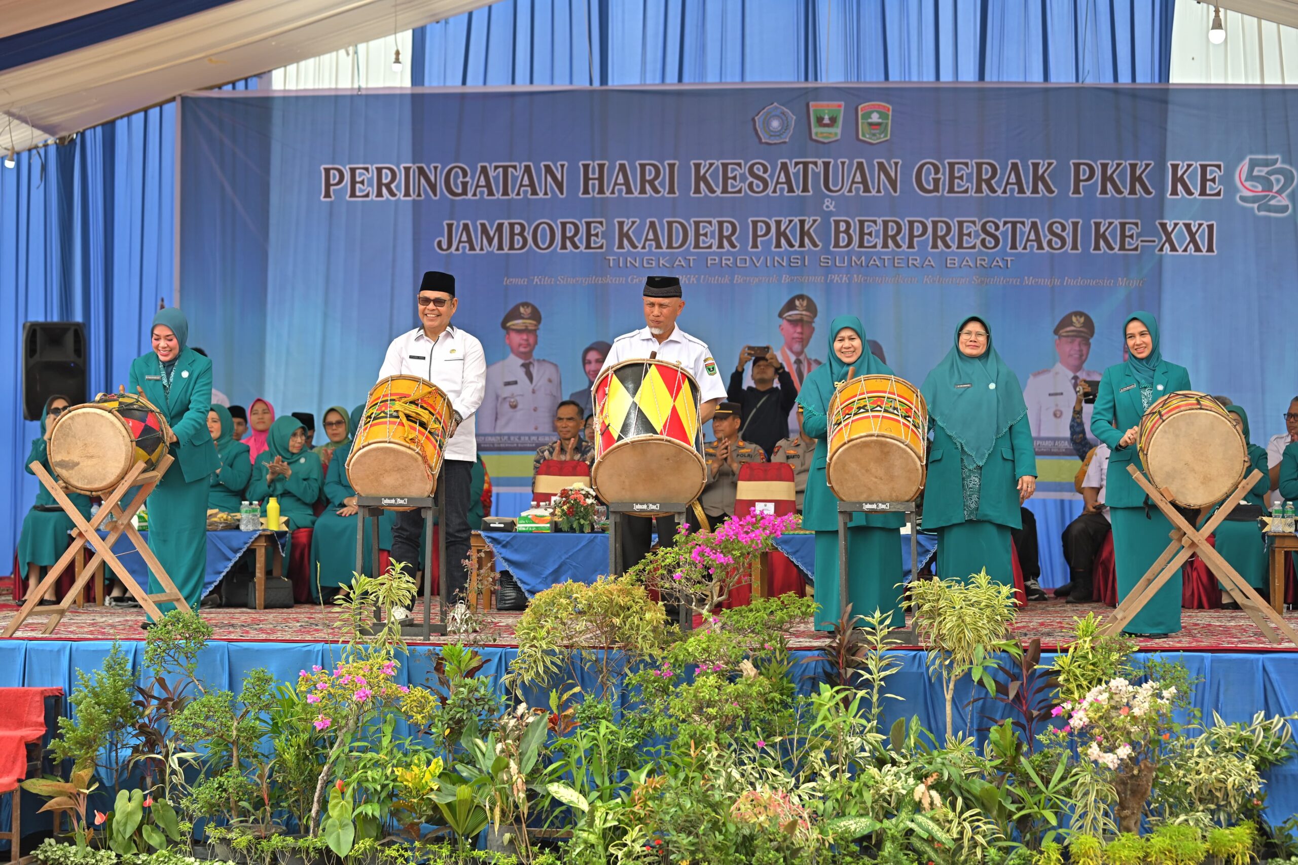 Jambore Kader PKK Berpretasi XXI dan HKG-PKK ke-52, Gubernur Mahyeldi Imbau Kader PKK Sukseskan Program Pokok