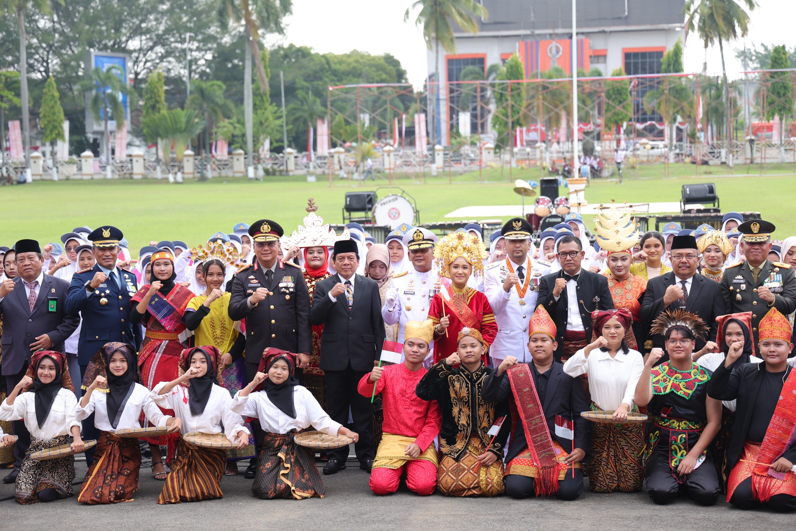 Wakil Ketua DPRD Sumbar Suwirpen Suib Berdoa untuk Kesejahteraan Masyarakat di HUT RI ke-79