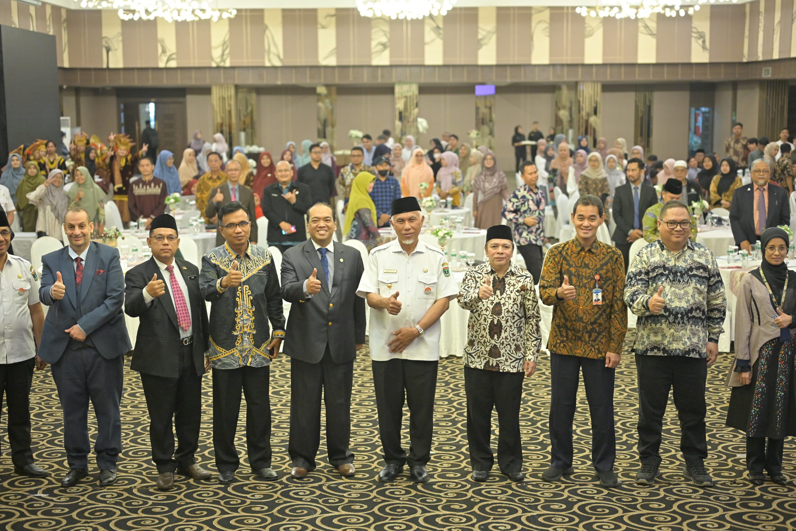 Konferensi Bagaicies III, Gubernur Mahyeldi Ansharullah Tegaskan Komitmen Ekonomi Syariah dan Ramah Lingkungan