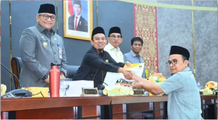 DPRD Kota Padang Gelar Paripurna, APBD Tahun 2025 Sebesar Rp2,86 Triliun