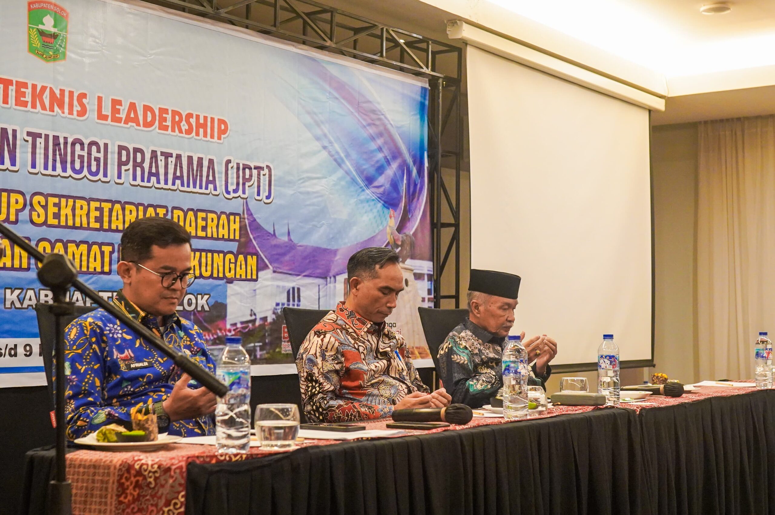 Pemerintah Kabupaten Solok Gelar Bimtek Leadership, Perkuat Komitmen dan Sinergi Aparatur Sipil Negara