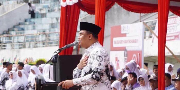 Bupati Sutan Riska: Jadilah Guru Yang Selalu Inovatif dan Inspiratif