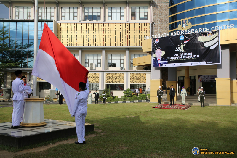 UNP Gelar Upacara Peringatan Hari Sumpah Pemuda ke-96