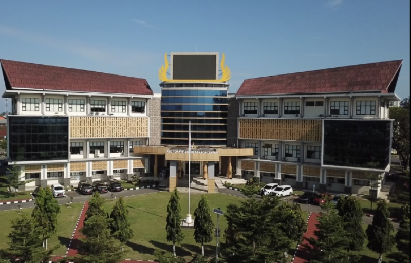 Universitas Negeri Padang Peringkat 13 PTN Terbaik di Indonesia Versi AppliedHE 2025